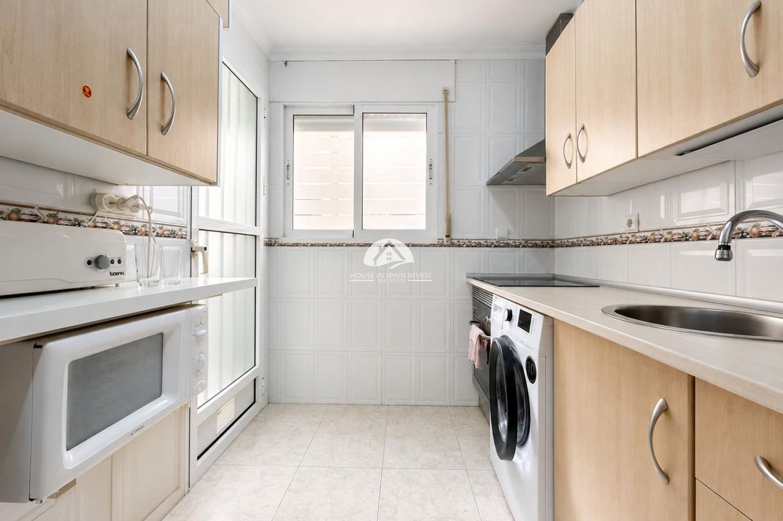 2 bedroom Apartment for sale in Dehesa de Campoamor with pool - € 205,000 (Ref: 9955608)