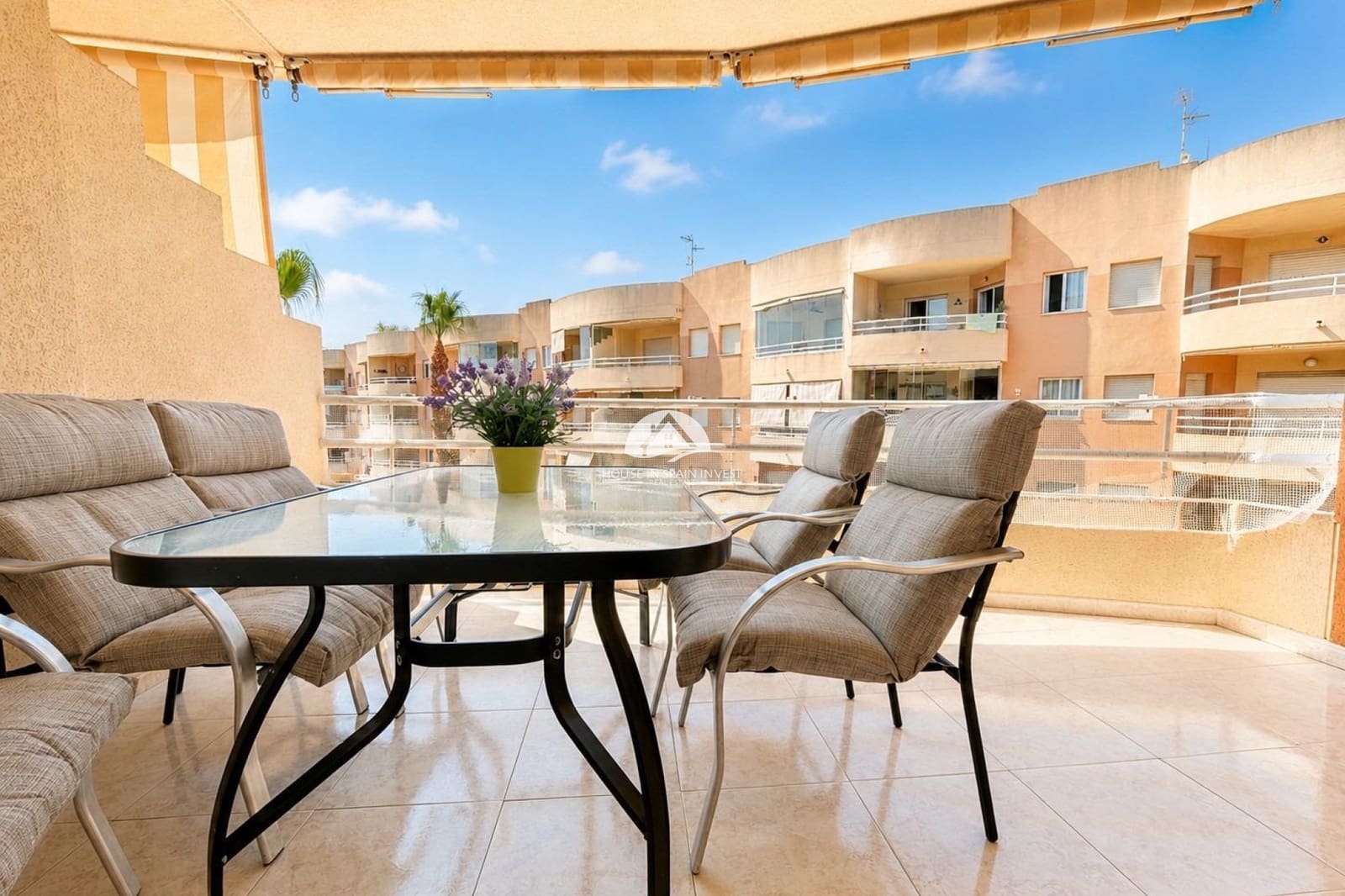 2 bedroom Apartment for sale in Dehesa de Campoamor with pool - € 205,000 (Ref: 9955608)
