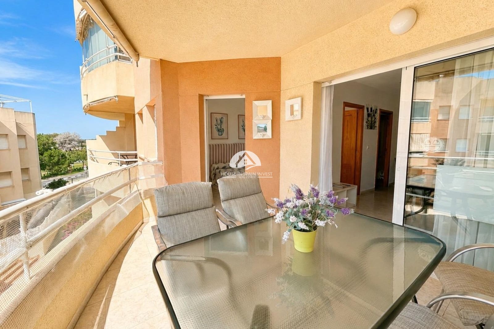 2 bedroom Apartment for sale in Dehesa de Campoamor with pool - € 205,000 (Ref: 9955608)