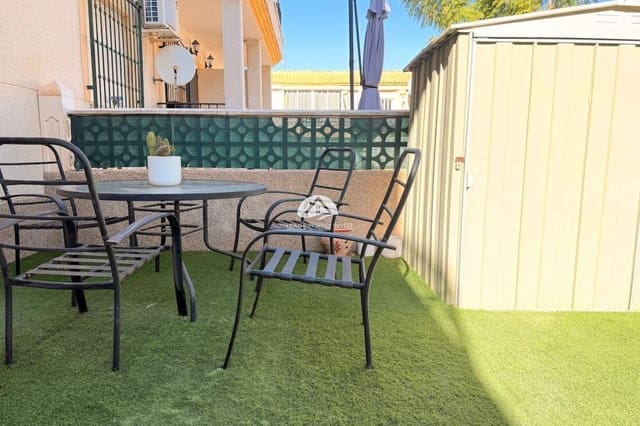 2 soveværelse Bungalow til salg i Blue Lagoon med swimmingpool garage - € 154.000 (Ref: 9955609)