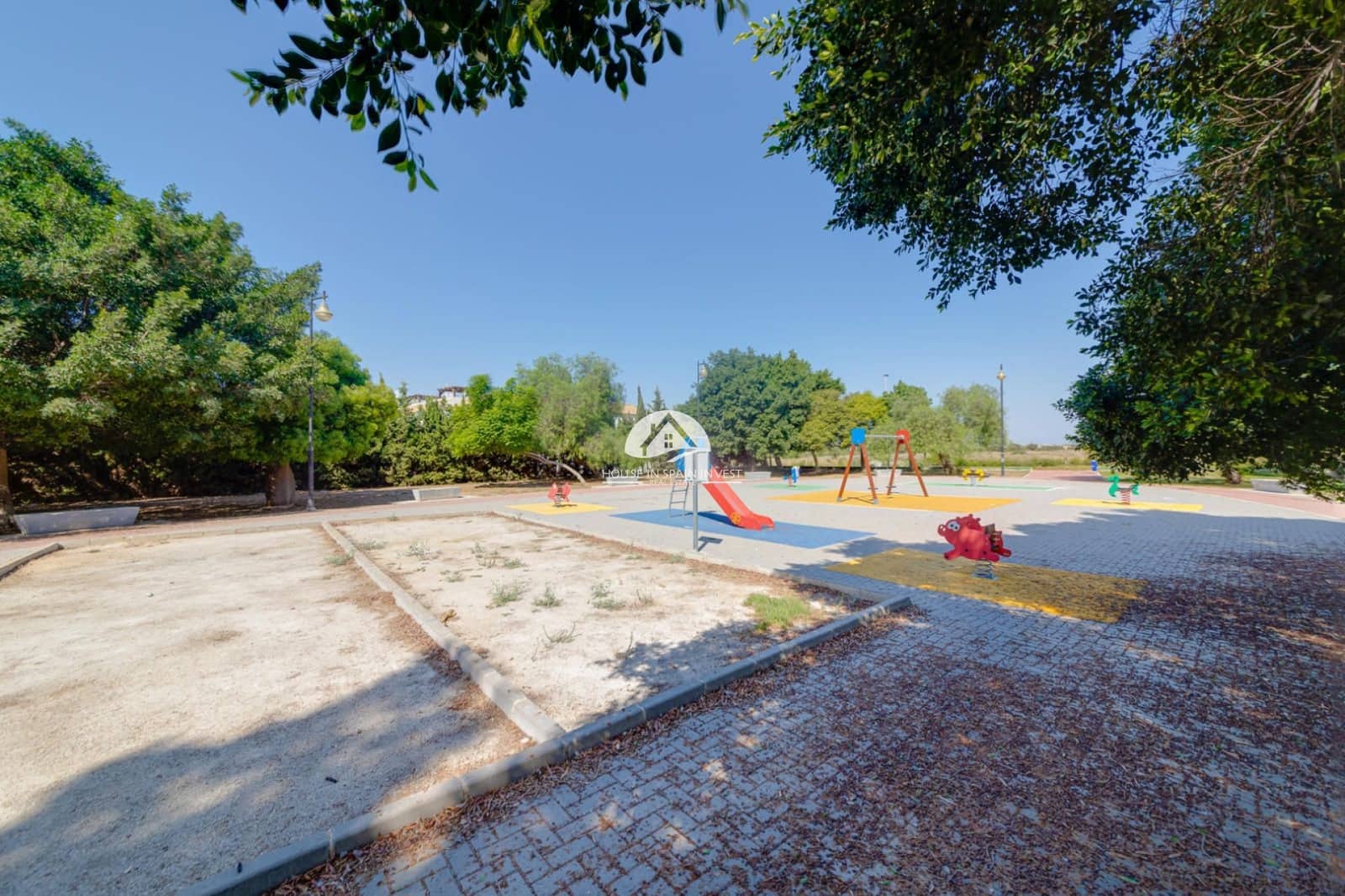 2 soverom Bungalow til salgs i Torrevieja med svømmebasseng - € 144 969 (Ref: 9955611)