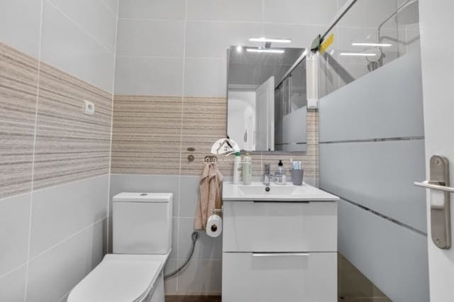 2 quarto Apartamento para venda em Parque de las Naciones, Torrevieja com piscina - 144 000 € (Ref: 9955613)