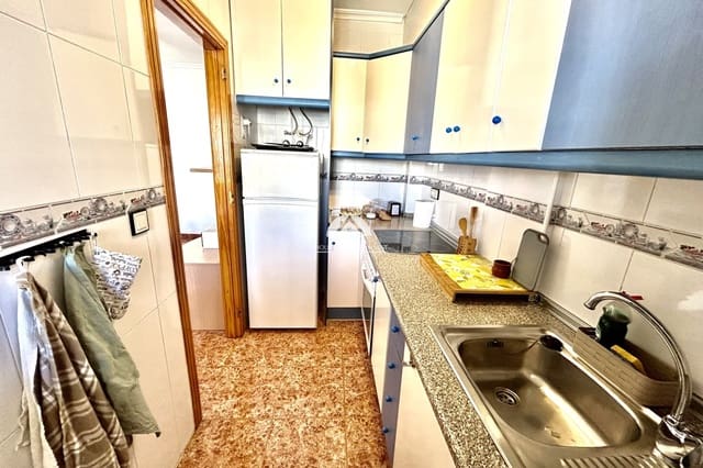 2 makuuhuone Kattohuoneisto myytävänä paikassa Los Altos mukana 
autotalli - 155 900 € (Ref: 9955621)