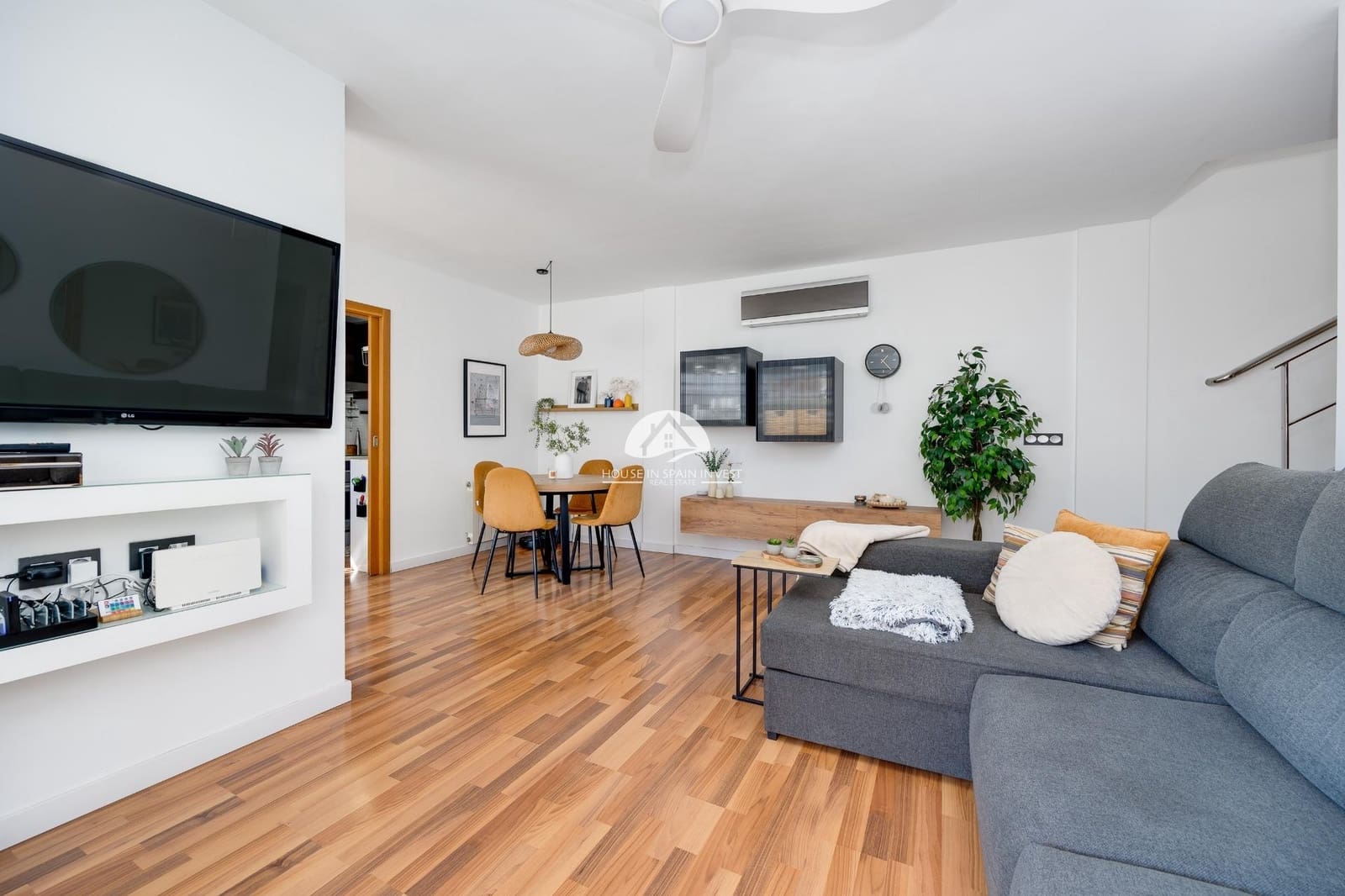 3 soverom Villa til salgs i Los Montesinos med svømmebasseng - € 349 500 (Ref: 9955648)