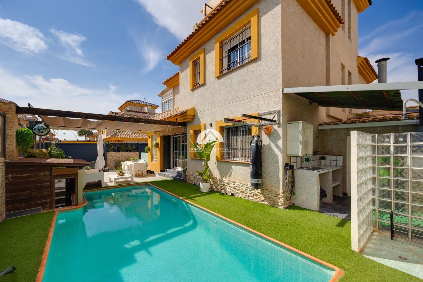 3 soverom Villa til salgs i Los Montesinos med svømmebasseng - € 349 500 (Ref: 9955648)