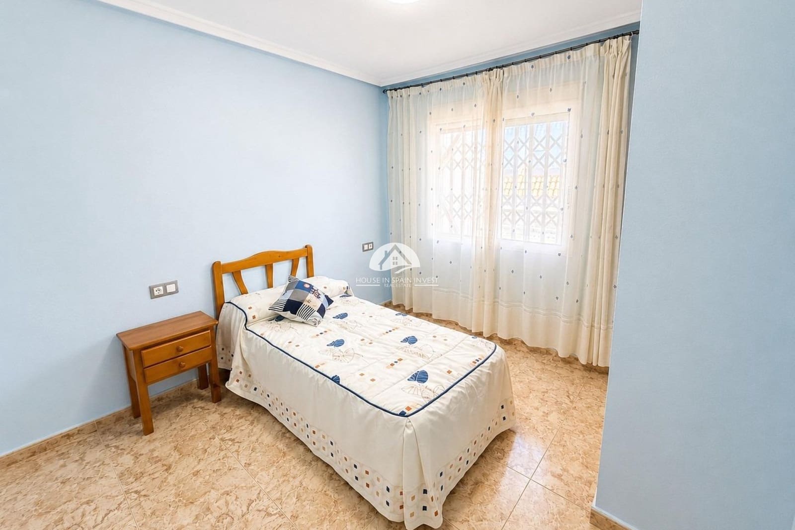 3 chambre Penthouse à vendre à Torrevieja avec piscine - 199 900 € (Ref: 9955650)