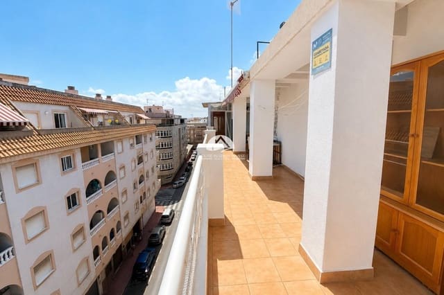 3 chambre Penthouse à vendre à Las Piscinas Naturales, Torrevieja avec piscine - 199 900 € (Ref: 9955650)