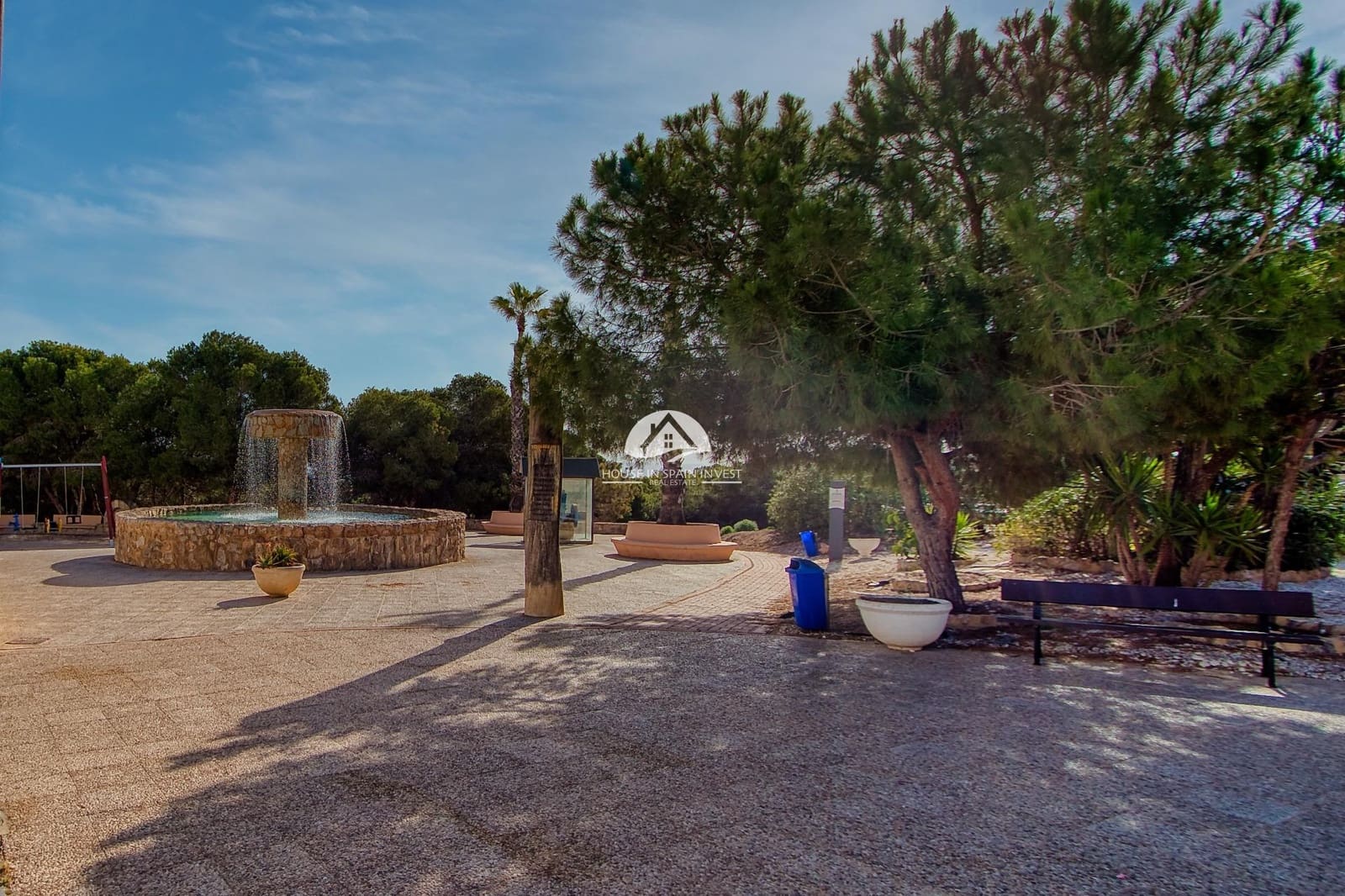 3 chambre Penthouse à vendre à Torrevieja avec piscine - 199 900 € (Ref: 9955650)