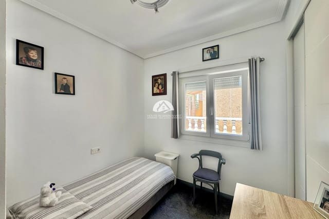 2 makuuhuone Huvila myytävänä paikassa La Florida, Orihuela mukana uima-altaan - 245 000 € (Ref: 9964572)