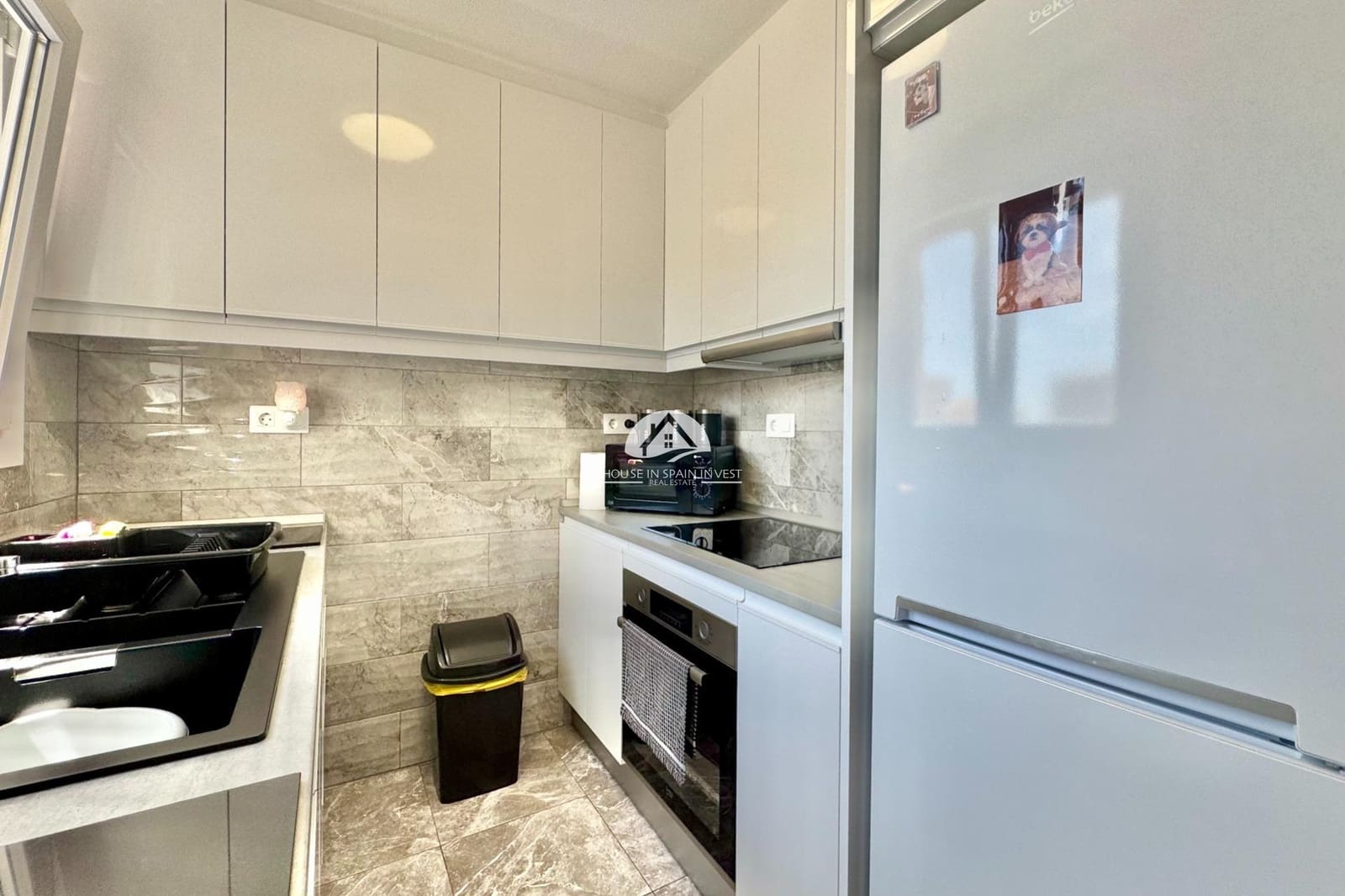 2 bedroom Villa for sale in La Florida with pool - € 245,000 (Ref: 9964572)