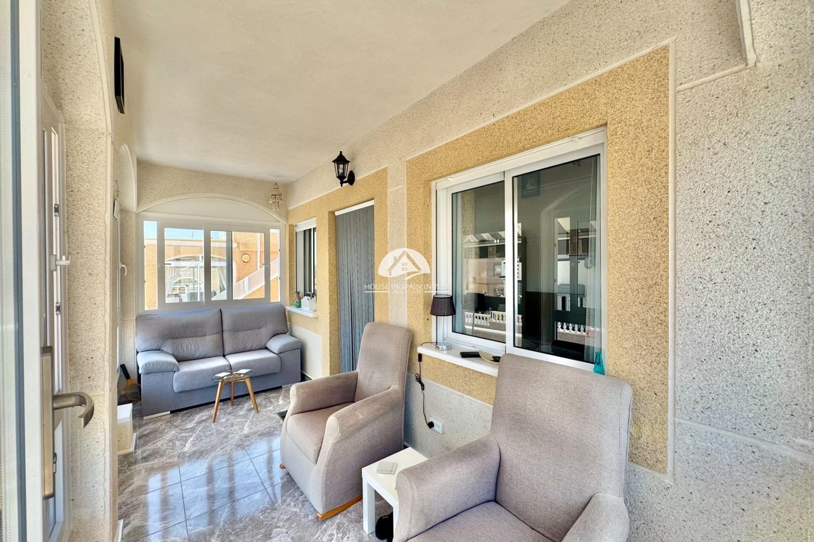 2 bedroom Villa for sale in La Florida with pool - € 245,000 (Ref: 9964572)