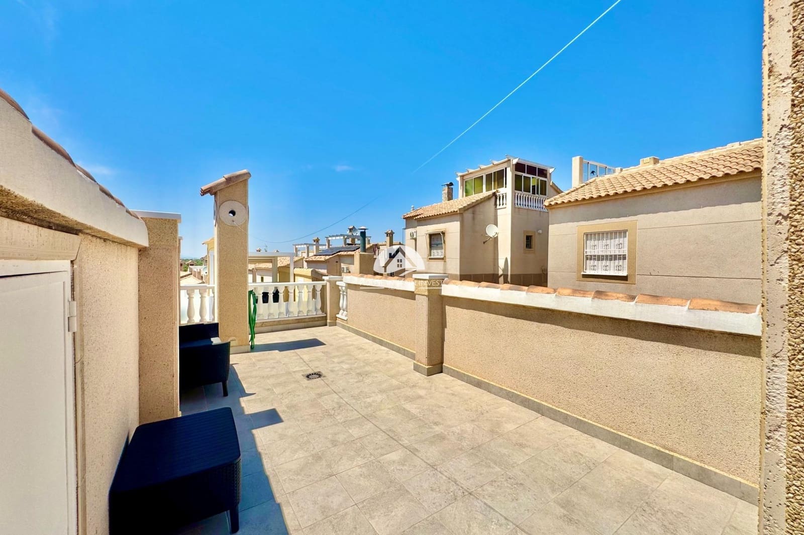 2 bedroom Villa for sale in La Florida with pool - € 245,000 (Ref: 9964572)