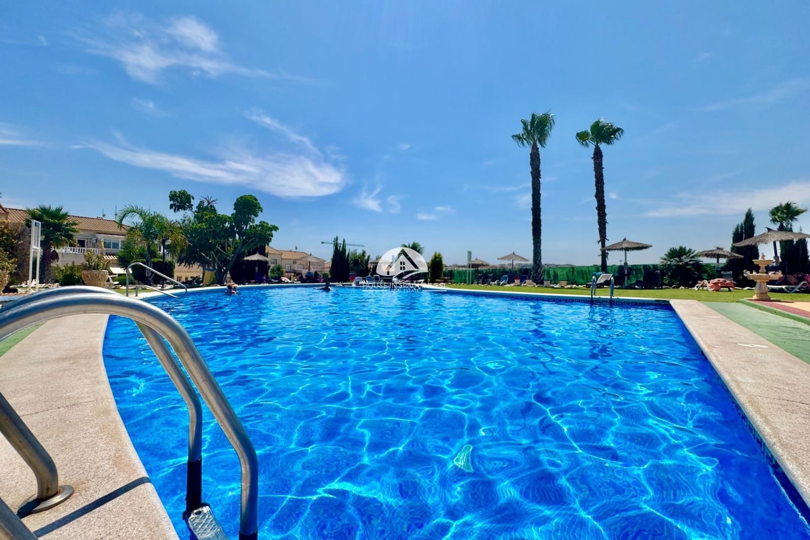 2 bedroom Villa for sale in La Florida with pool - € 245,000 (Ref: 9964572)