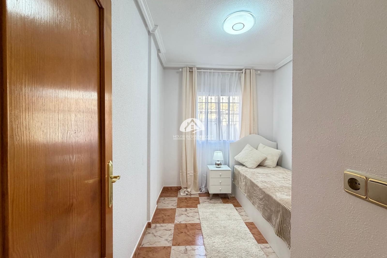 2 bedroom Townhouse for sale in Orihuela Costa with pool - € 209,900 (Ref: 9976411)