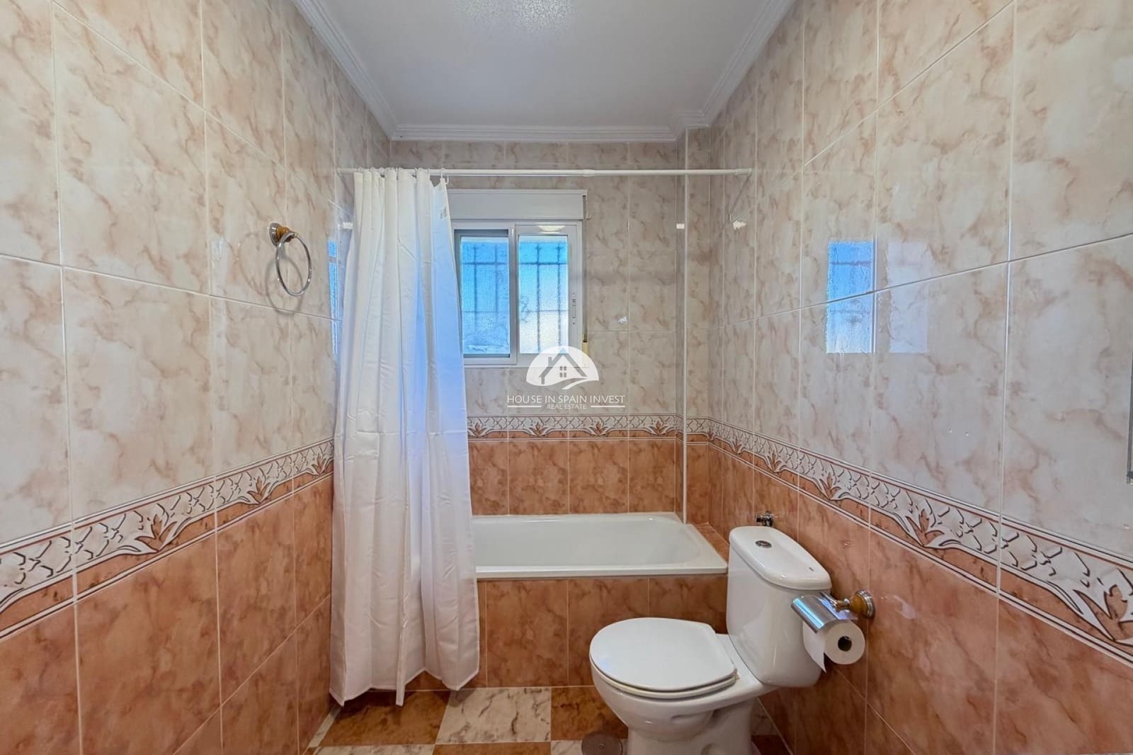 2 bedroom Townhouse for sale in Orihuela Costa with pool - € 209,900 (Ref: 9976411)