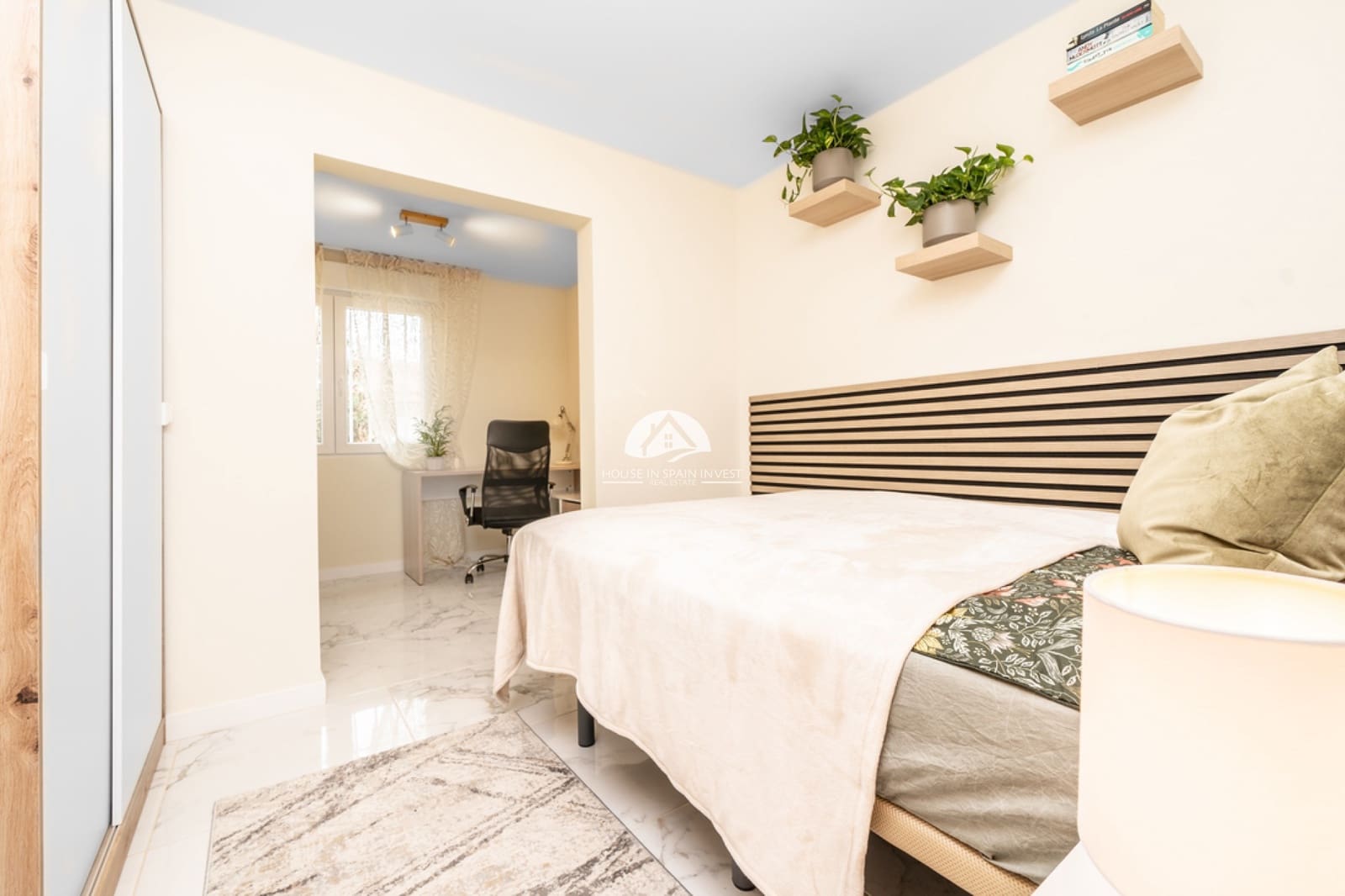 3 soverom Hus til salgs i Torrevieja med garasje - € 178 000 (Ref: 9976412)