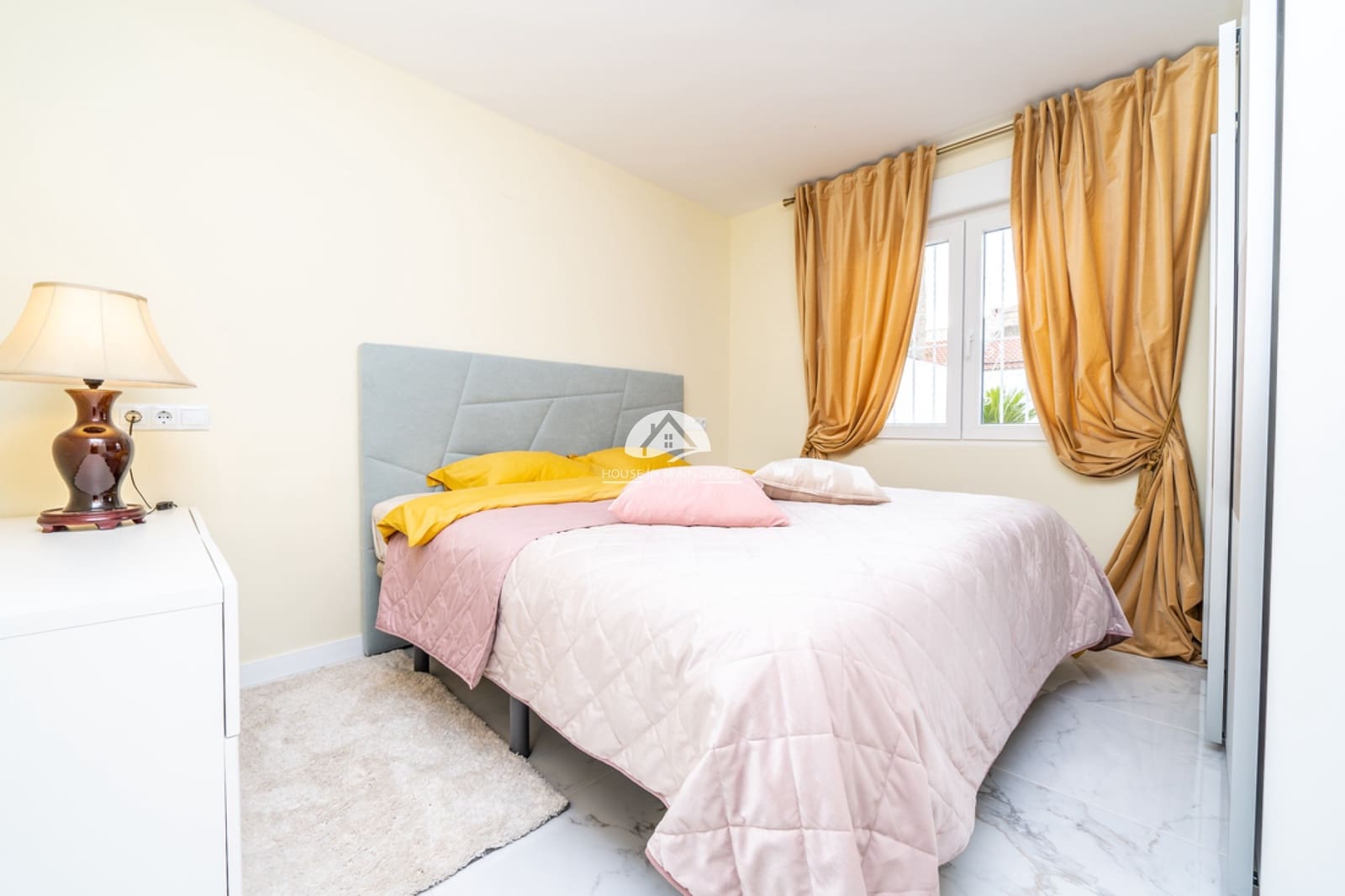 3 soverom Hus til salgs i Torrevieja med garasje - € 178 000 (Ref: 9976412)