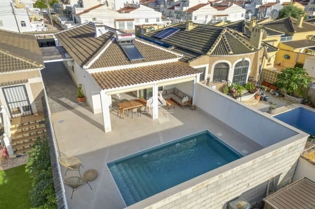 3 soveværelse Villa til salg i El Chaparral, Torrevieja med swimmingpool - € 459.000 (Ref: 9976418)