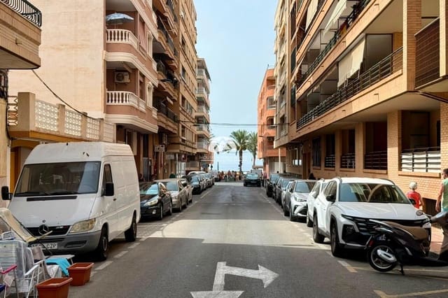 3 slaapkamer Penthouse te koop in Playa del Cura, Torrevieja - € 199.900 (Ref: 9983923)