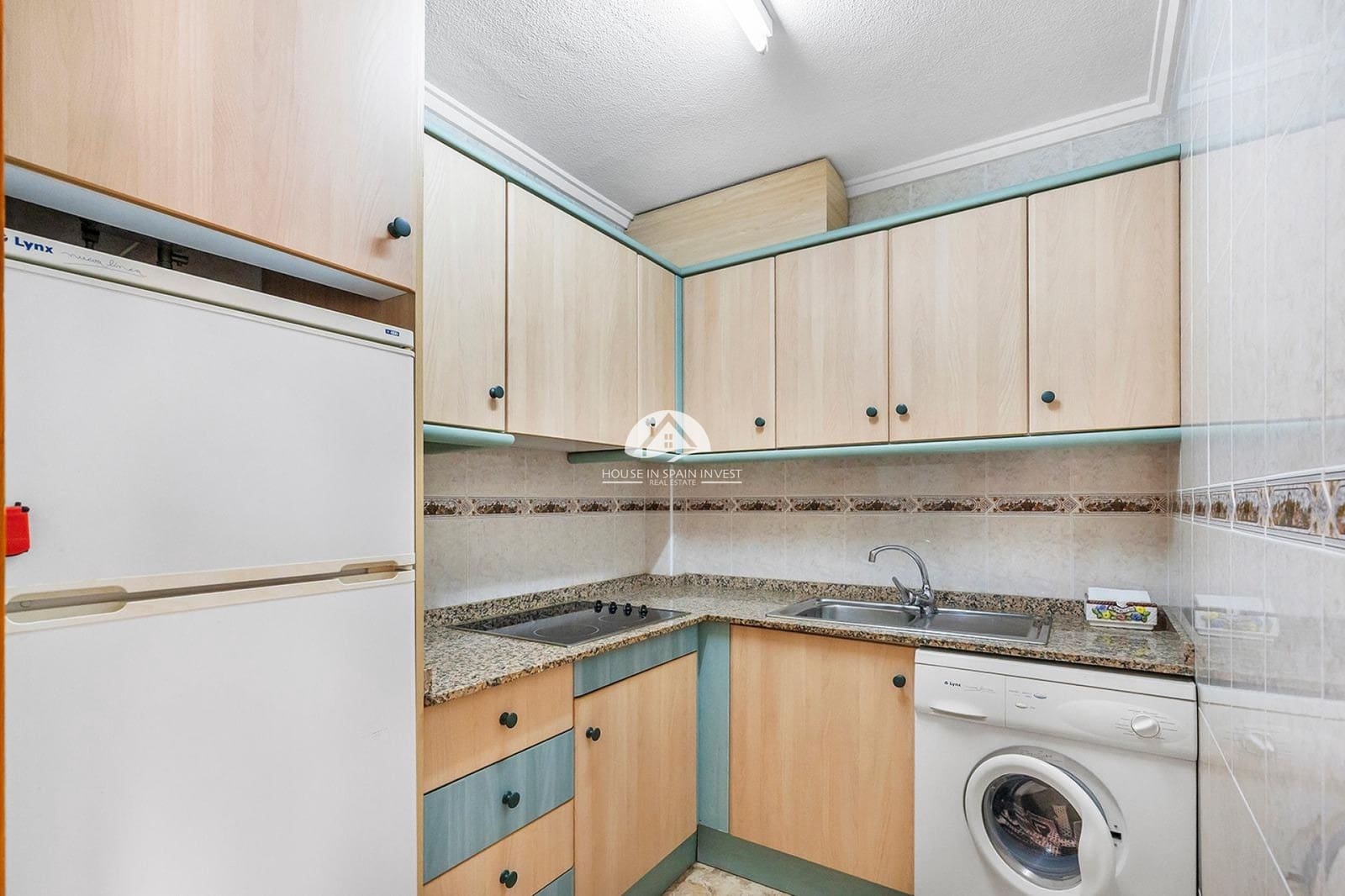 2 soveværelse Lejlighed til salg i Torrevieja med swimmingpool - € 143.000 (Ref: 9983924)