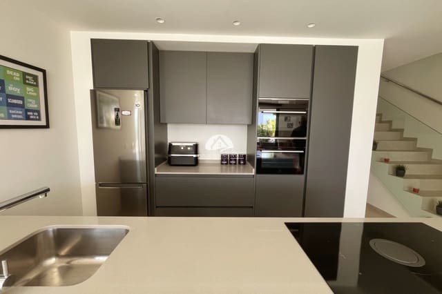 4 soverom Villa til salgs i Los Montesinos med svømmebasseng - € 595 000 (Ref: 9990028)