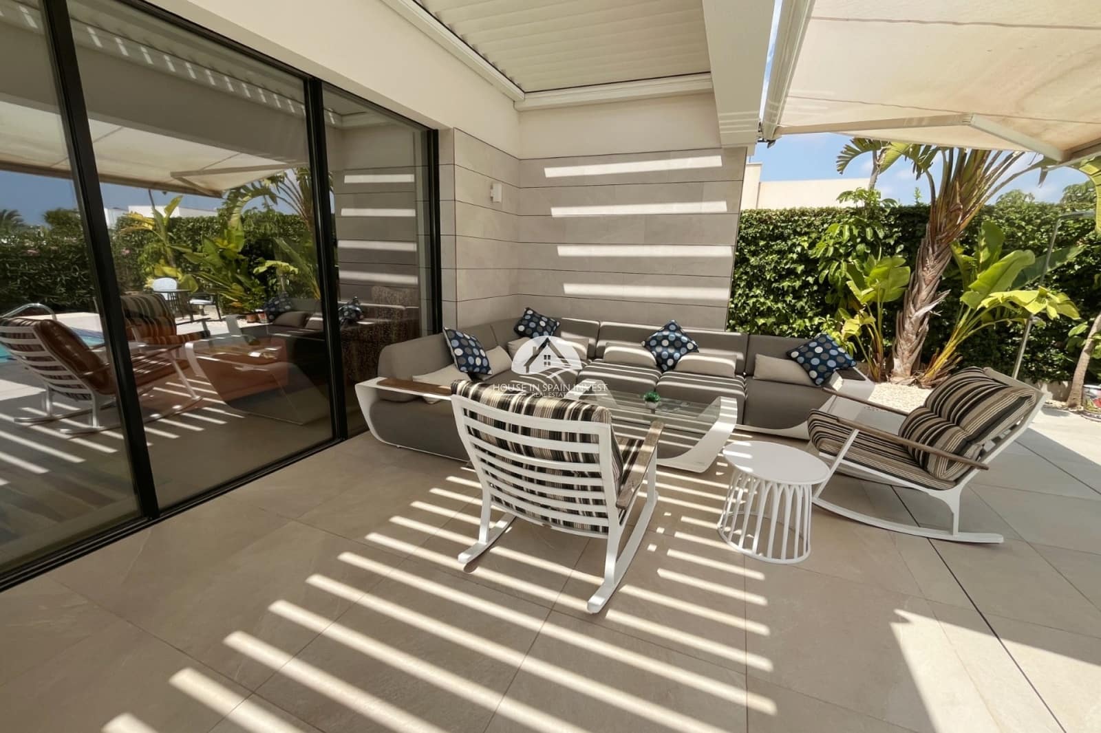 4 soverom Villa til salgs i Los Montesinos med svømmebasseng - € 595 000 (Ref: 9990028)