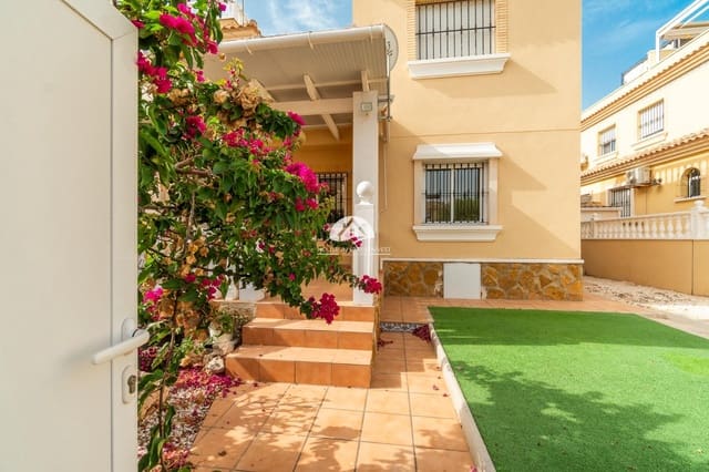 2 soverom Bungalow til salgs i Villamartin, Orihuela med svømmebasseng - € 175 000 (Ref: 9990030)