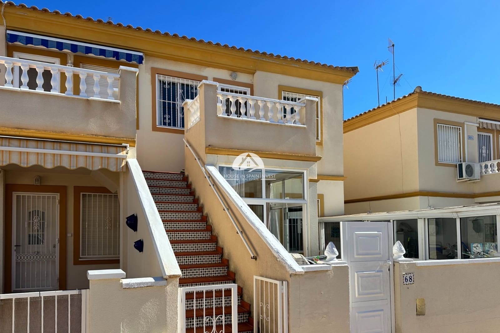 2 slaapkamer Appartement te koop in Orihuela Costa met zwembad - € 160.000 (Ref: 9990032)