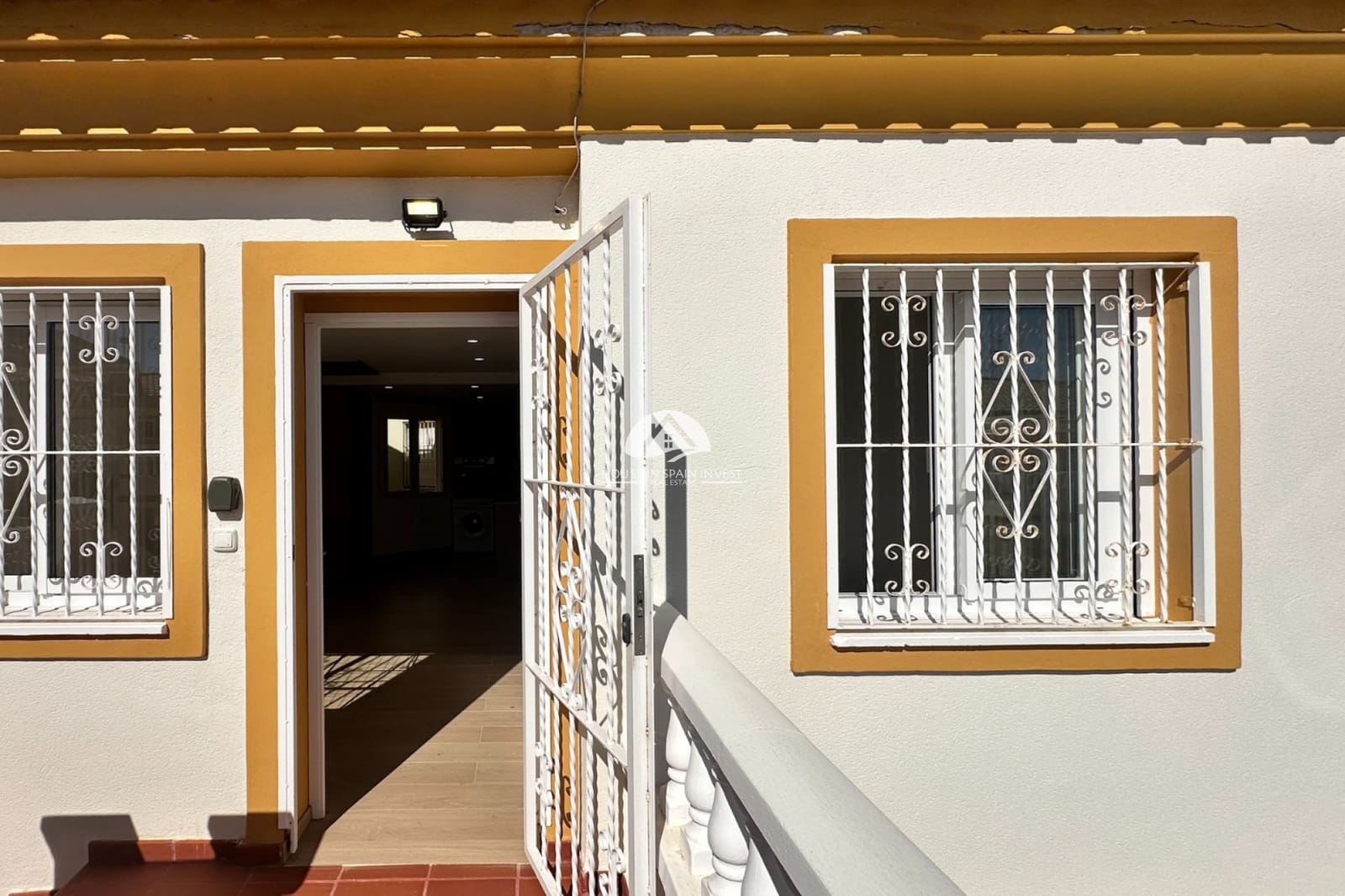 2 slaapkamer Appartement te koop in Orihuela Costa met zwembad - € 160.000 (Ref: 9990032)