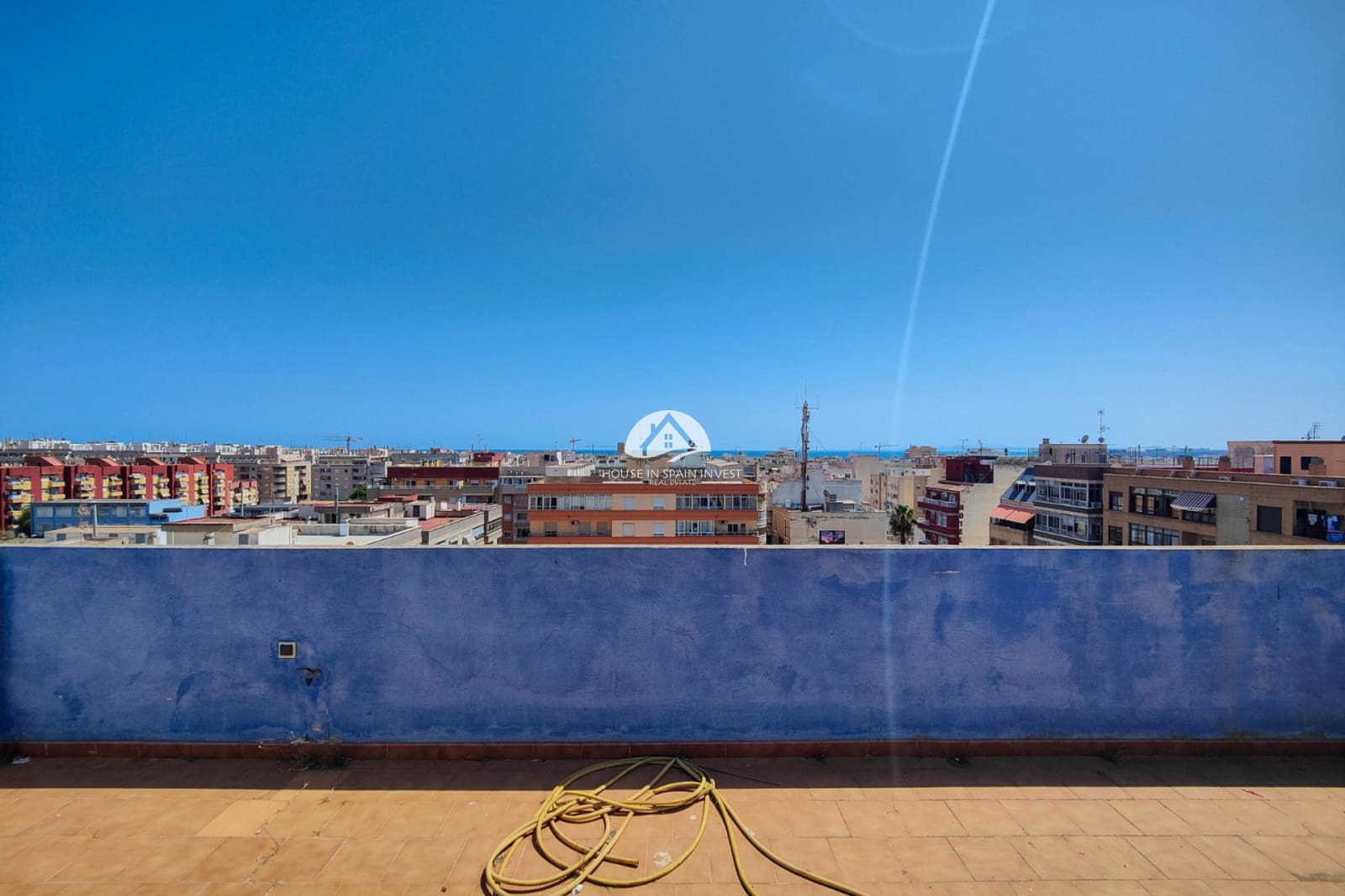 3 soverom Penthouse til leie i Torrevieja - € 1 050 (Ref: 9993578)