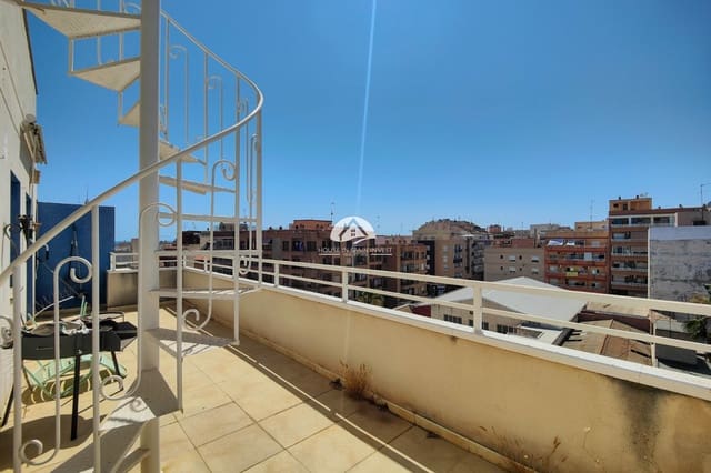 3 soverom Penthouse til leie i Antonio Machado, Torrevieja - € 1 050 (Ref: 9993578)