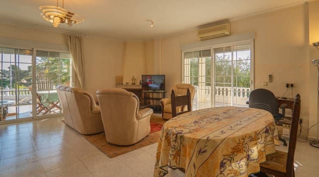 4 Zimmer Villa zu verkaufen in Ciudad Quesada, Rojales mit Pool Garage - 445.000 € (Ref: 7388398)