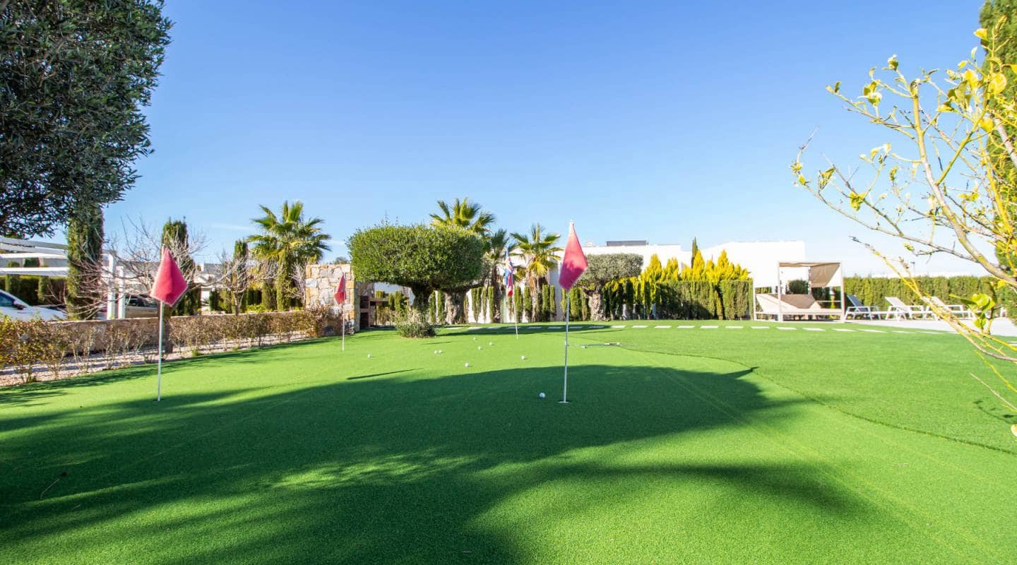 3 quarto Moradia para venda em Las Colinas Golf com piscina - 1 050 000 € (Ref: 7699197)
