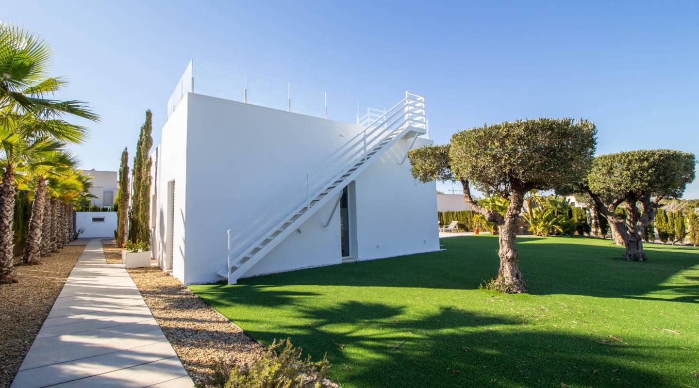 3 quarto Moradia para venda em Las Colinas Golf com piscina - 1 050 000 € (Ref: 7699197)