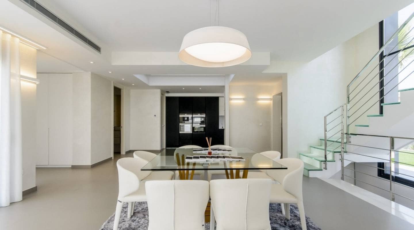 3 soveværelse Villa til salg i Orihuela Costa med swimmingpool - € 1.195.000 (Ref: 7699216)