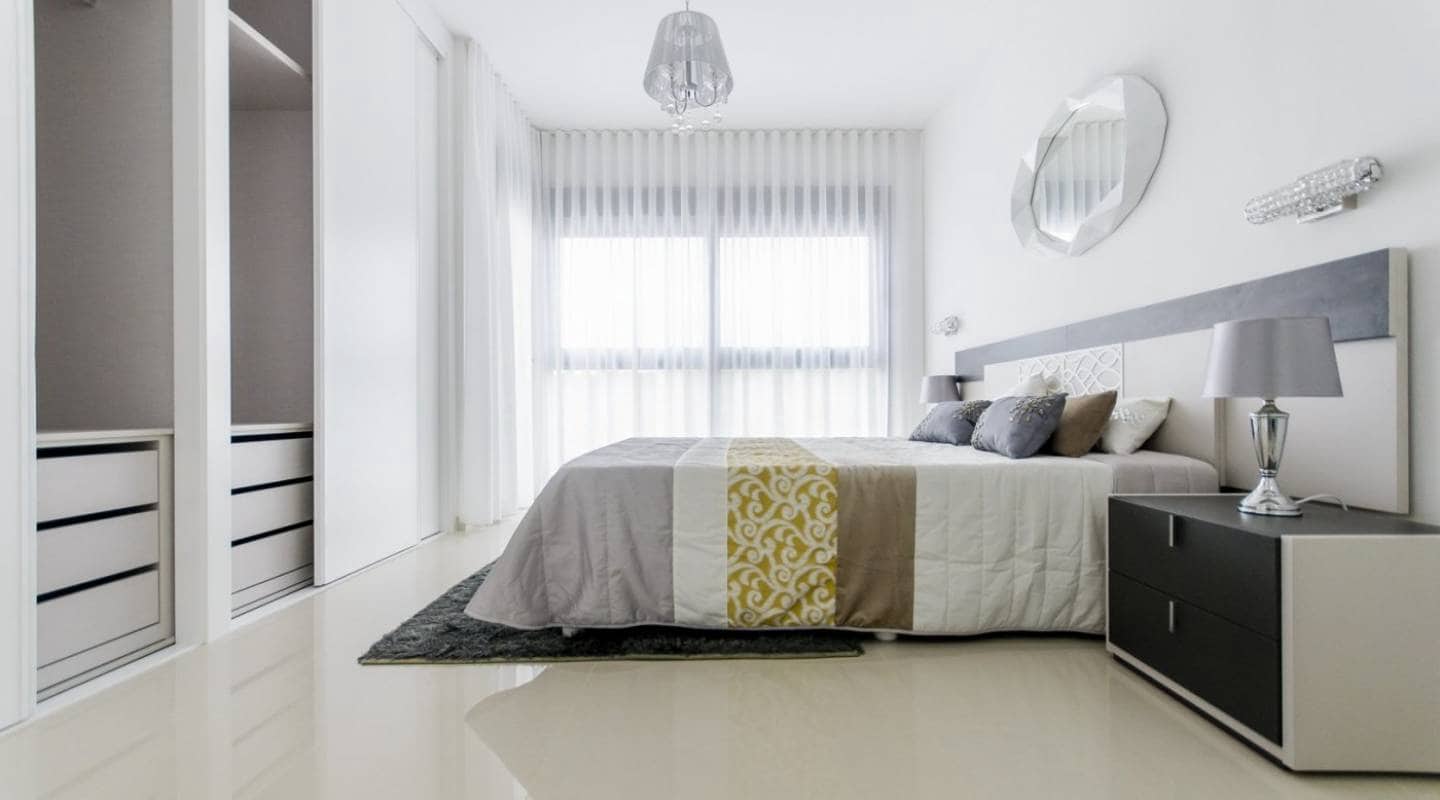 4 quarto Moradia para venda em San Miguel de Salinas com piscina - 630 000 € (Ref: 7699221)