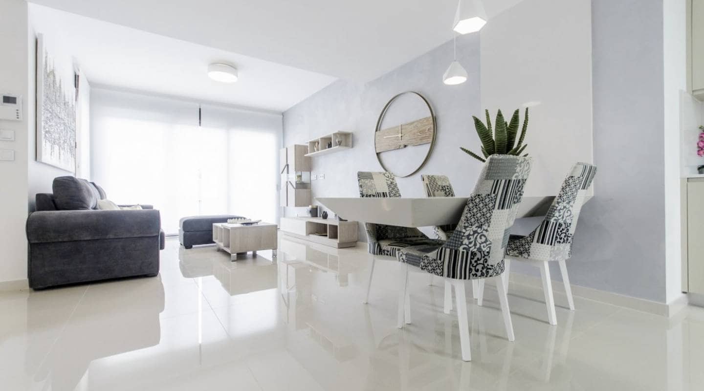 4 quarto Moradia para venda em San Miguel de Salinas com piscina - 630 000 € (Ref: 7699221)