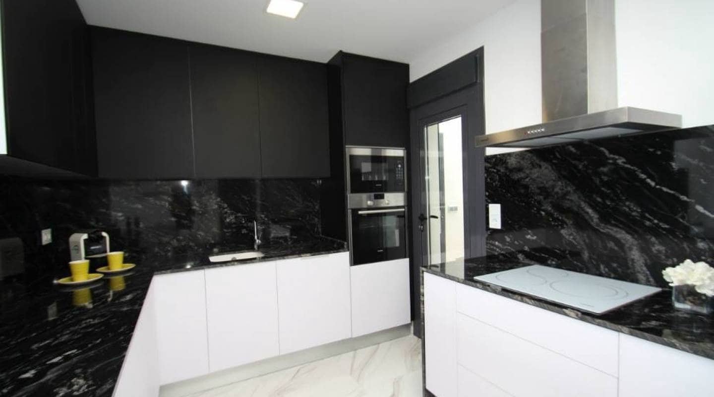 3 soveværelse Villa til salg i San Miguel de Salinas med swimmingpool - € 630.000 (Ref: 7699224)