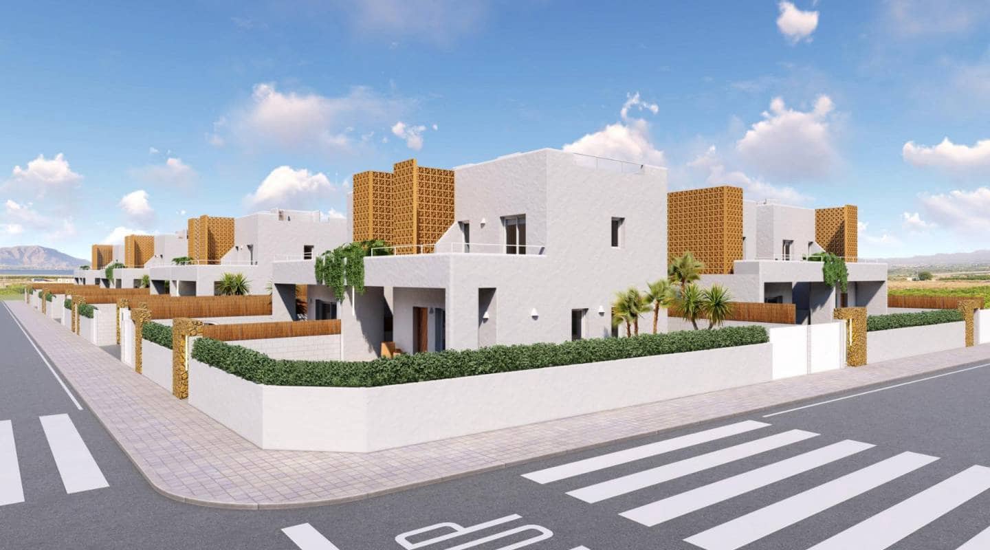 Chalet de 3 habitaciones en Pilar de la Horadada en venta con piscina - 469.000 € (Ref: 7699227)