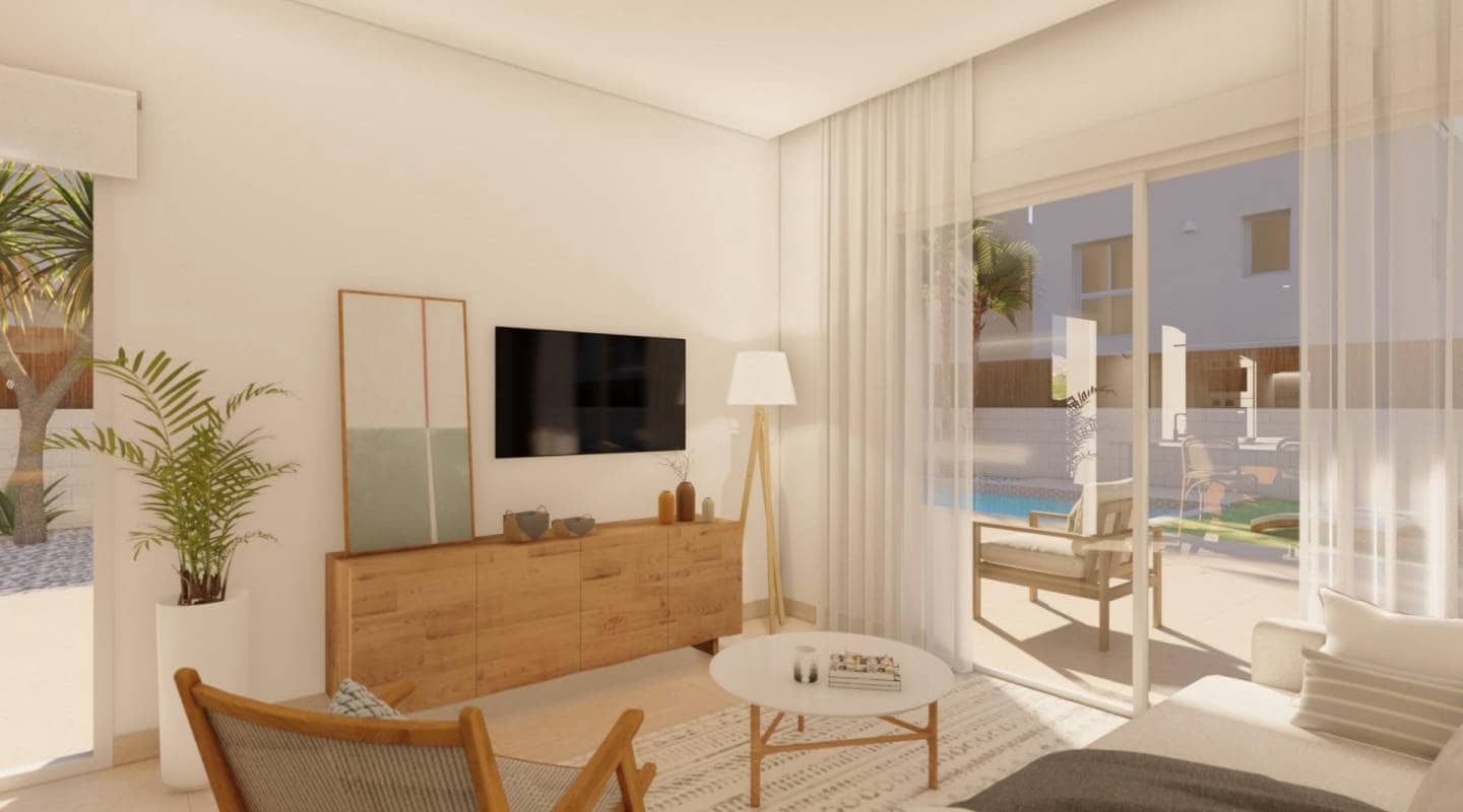 Chalet de 3 habitaciones en Pilar de la Horadada en venta con piscina - 469.000 € (Ref: 7699227)