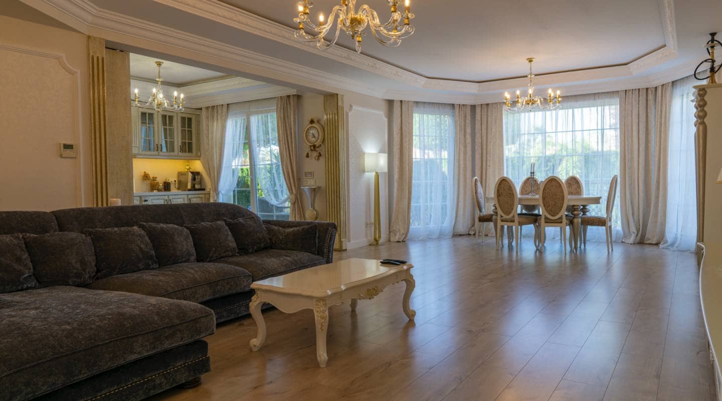 5 soveværelse Villa til salg i Dona Pepa med swimmingpool - € 1.100.000 (Ref: 7705434)