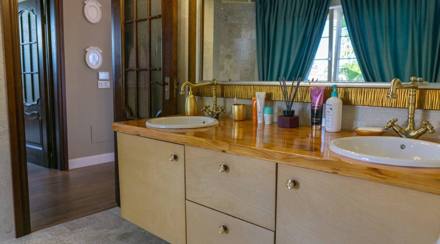 5 soveværelse Villa til salg i Dona Pepa med swimmingpool - € 1.100.000 (Ref: 7705434)