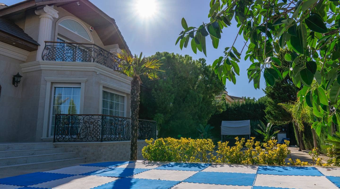 5 soveværelse Villa til salg i Dona Pepa med swimmingpool - € 1.100.000 (Ref: 7705434)