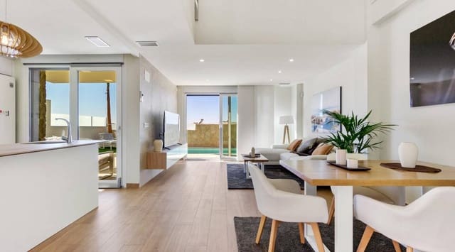 3 bedroom Villa for sale in Ciudad Quesada, Rojales with pool - € 649,000 (Ref: 8005304)