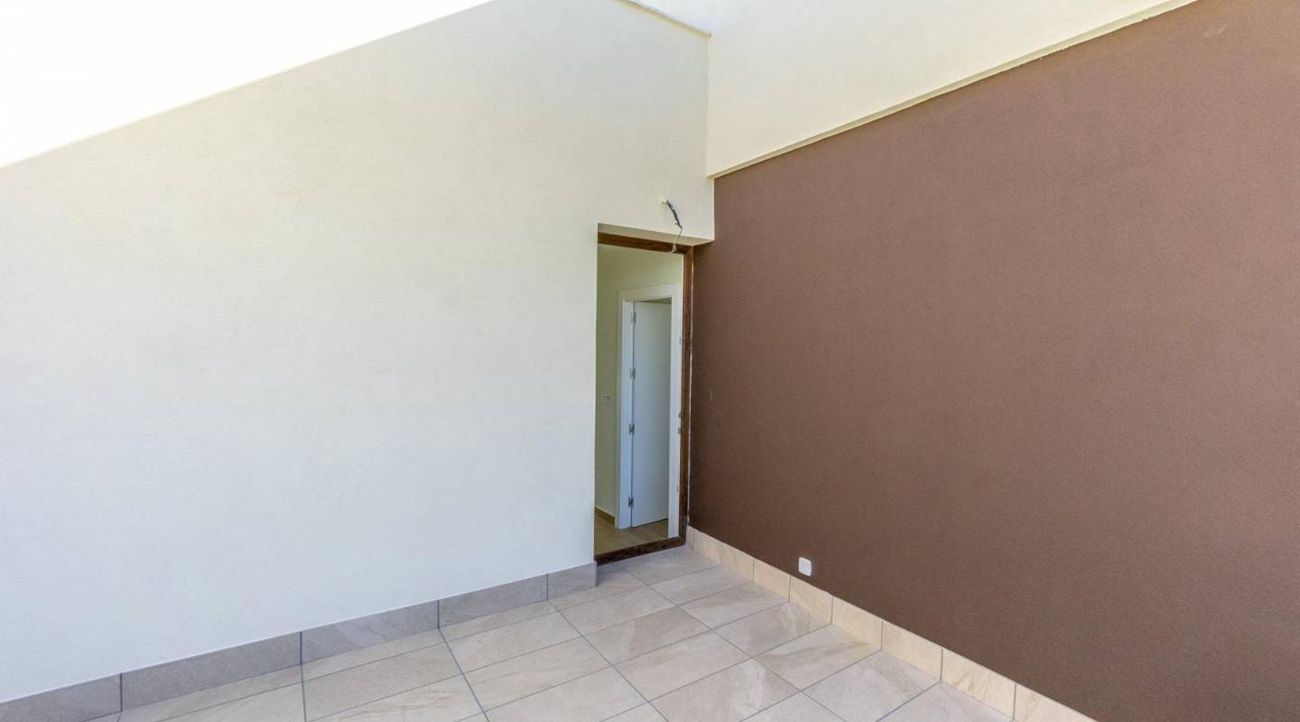 3 bedroom Villa for sale in Ciudad Quesada with pool - € 649,000 (Ref: 8005304)