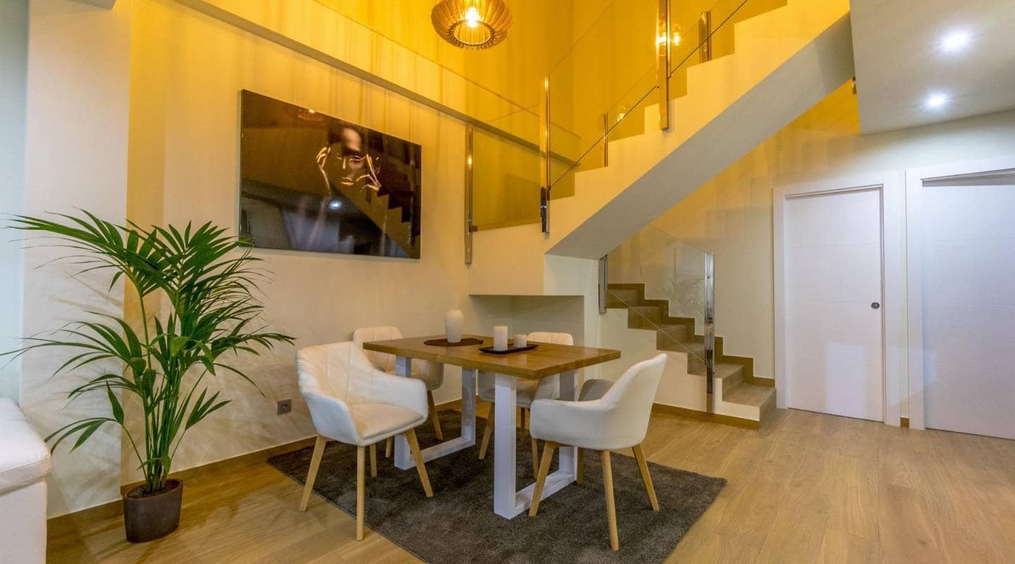 3 bedroom Villa for sale in Ciudad Quesada with pool - € 649,000 (Ref: 8005304)