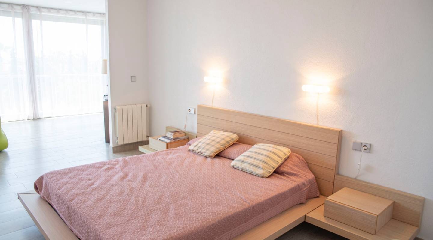 4 quarto Moradia para venda em Pueblo Bravo com piscina - 840 000 € (Ref: 8047774)