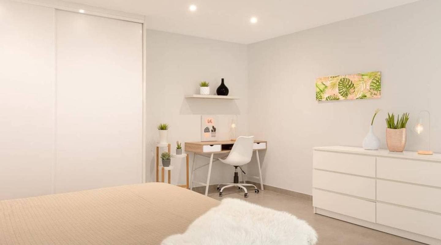 Chalet de 4 habitaciones en Benijófar en venta - 500.000 € (Ref: 8047793)