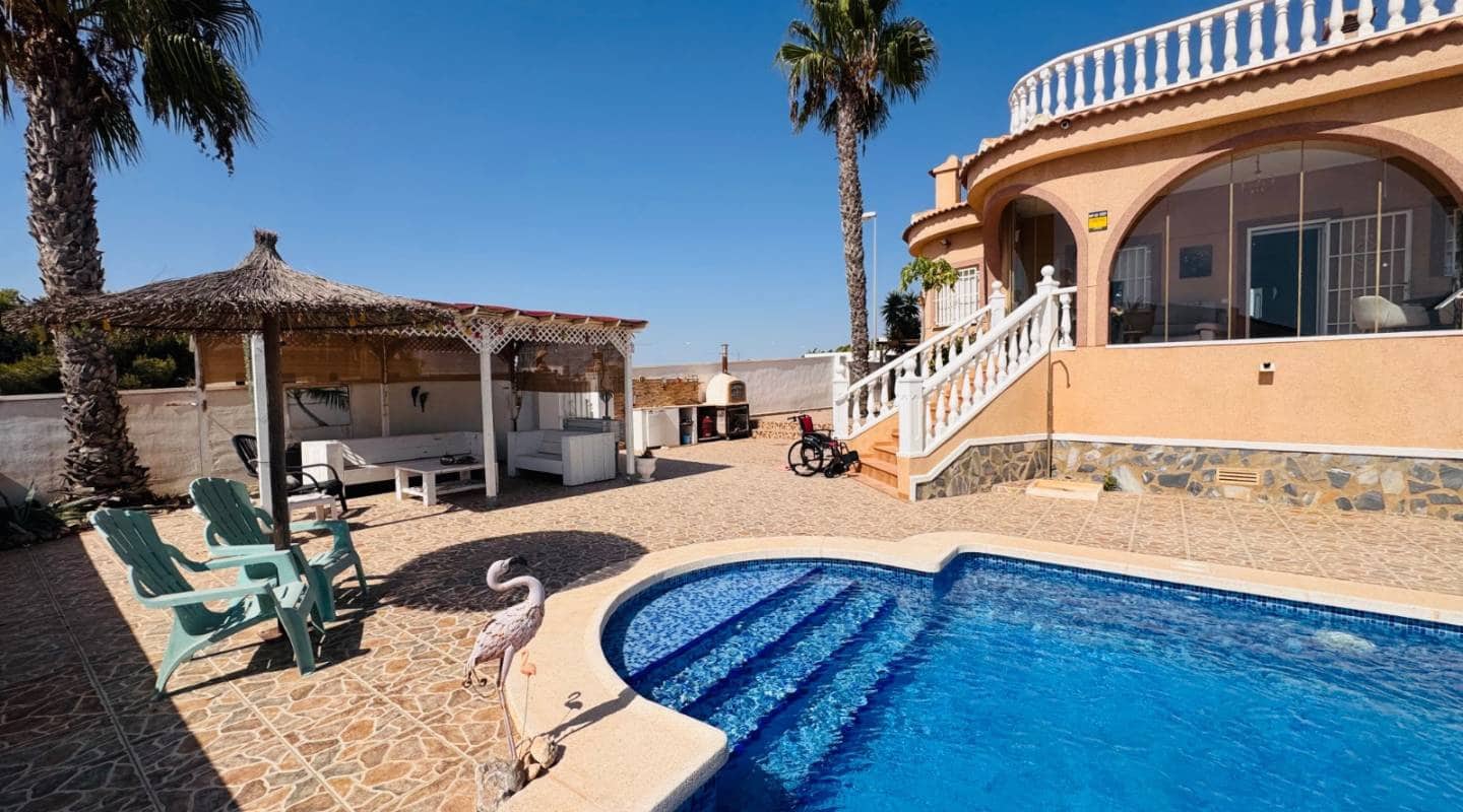 3 quarto Moradia para venda em Ciudad Quesada com piscina garagem - 389 000 € (Ref: 8047793)
