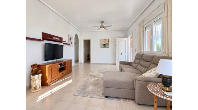 3 Zimmer Villa zu verkaufen in Ciudad Quesada, Rojales mit Pool Garage - 389.000 € (Ref: 8047793)